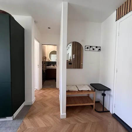 Apartmán Beautiful 2-room, Ac, Center, Terrace Nice